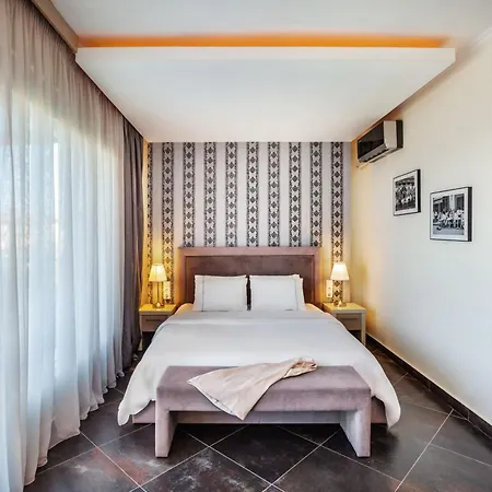 Sunny Epta Chaniotis